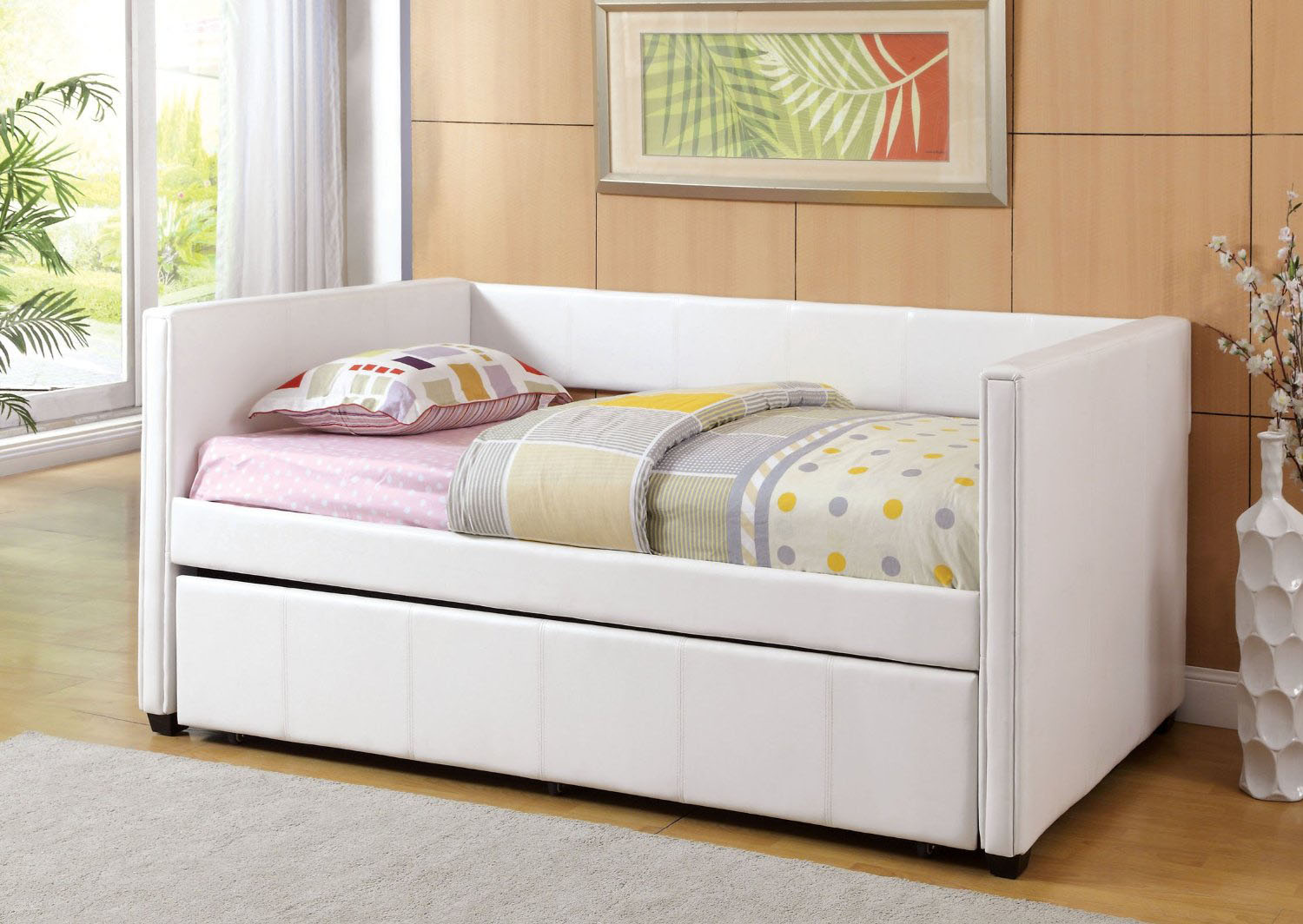 Modern Daybeds